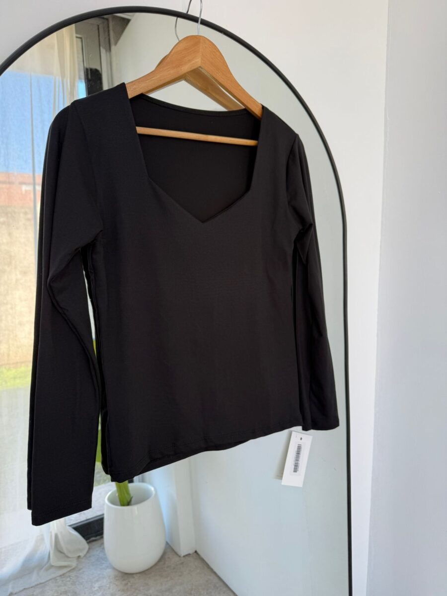 REMERA CARTER - Imagen 7