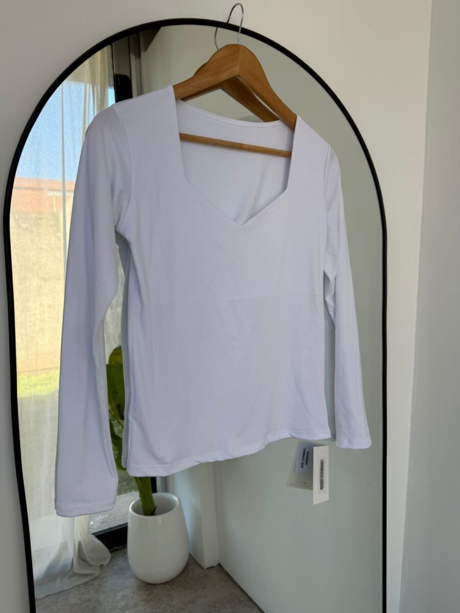 REMERA CARTER - Imagen 6