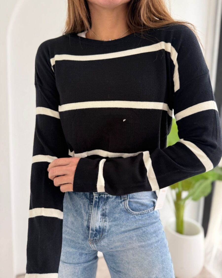 SWEATER RAIN