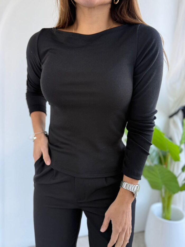 REMERA APRIL