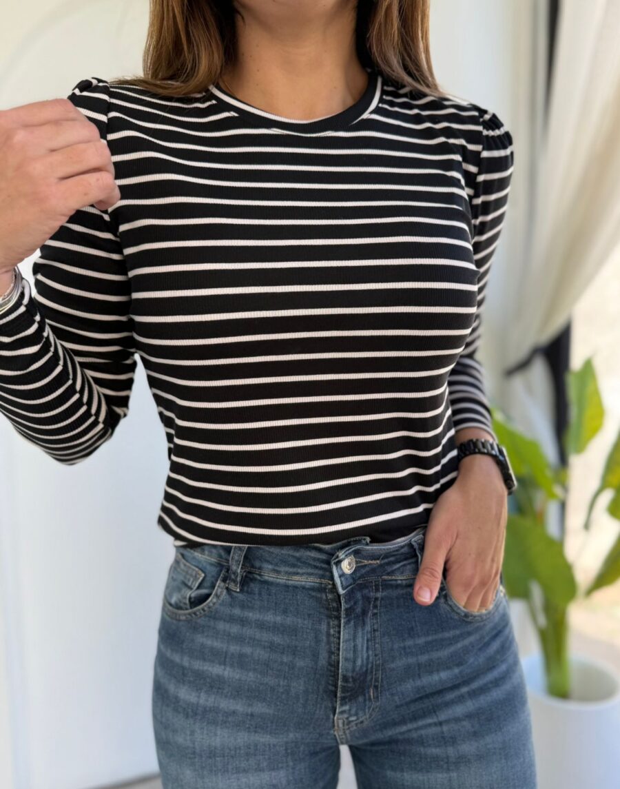 DIVINA MORLEY