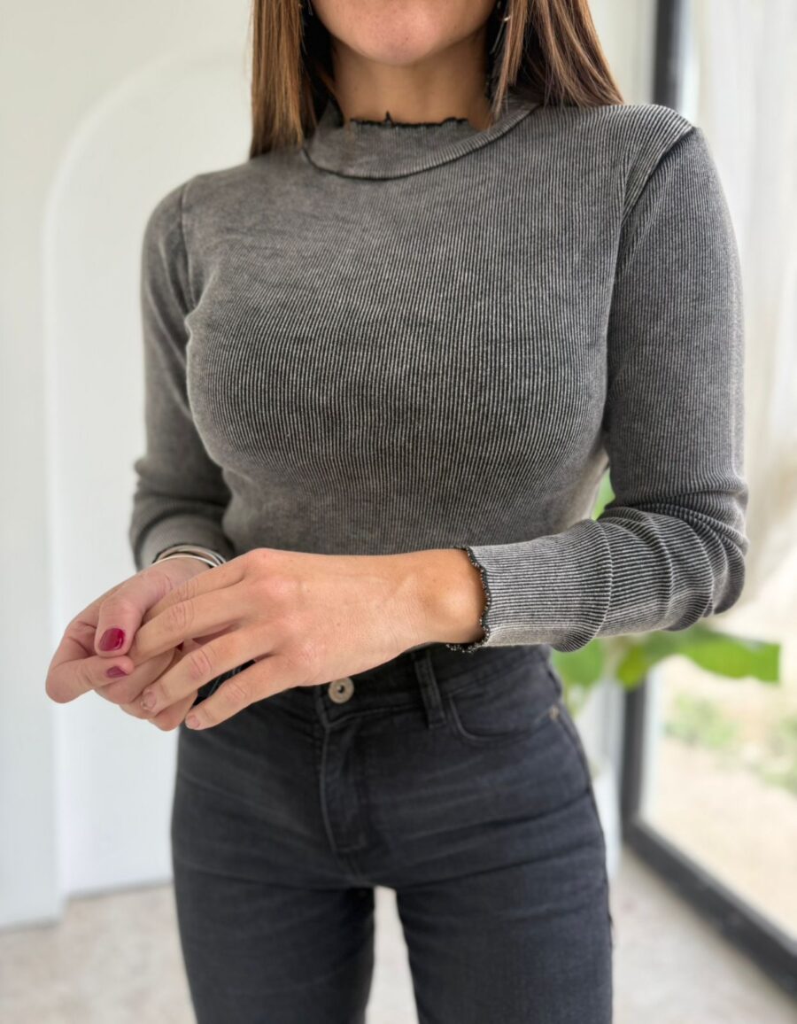 POLERA BALEY - Imagen 2