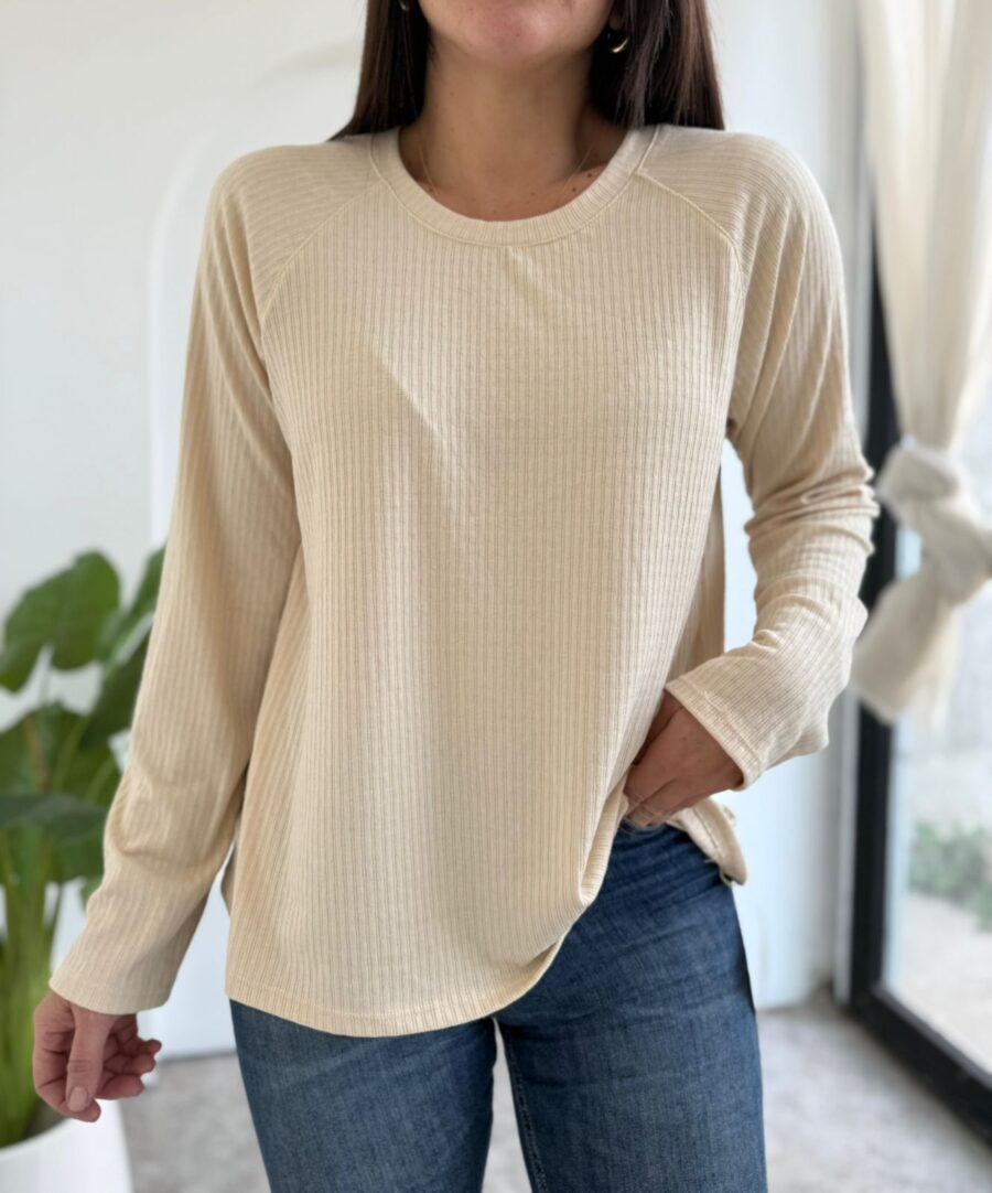 REMERA KARLY