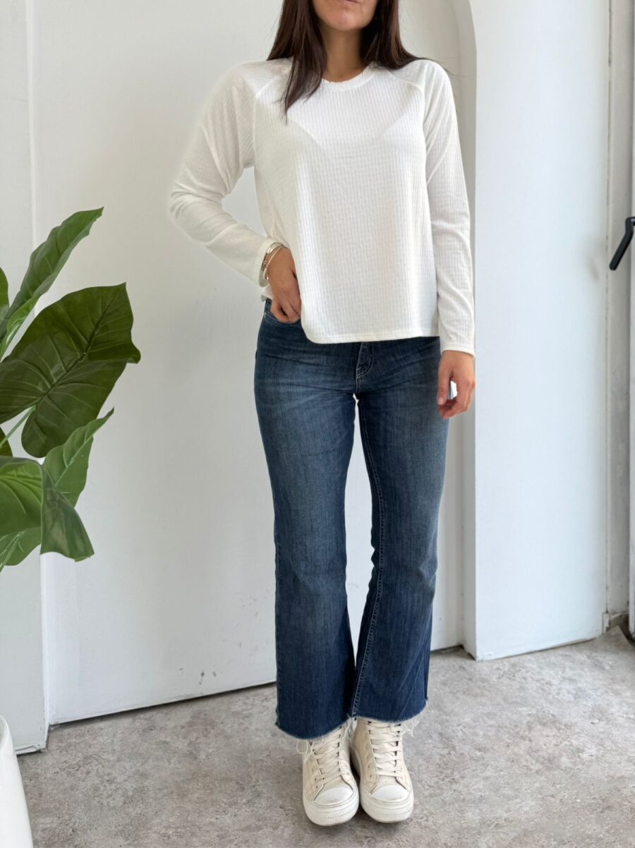 REMERA KARLY - Imagen 2