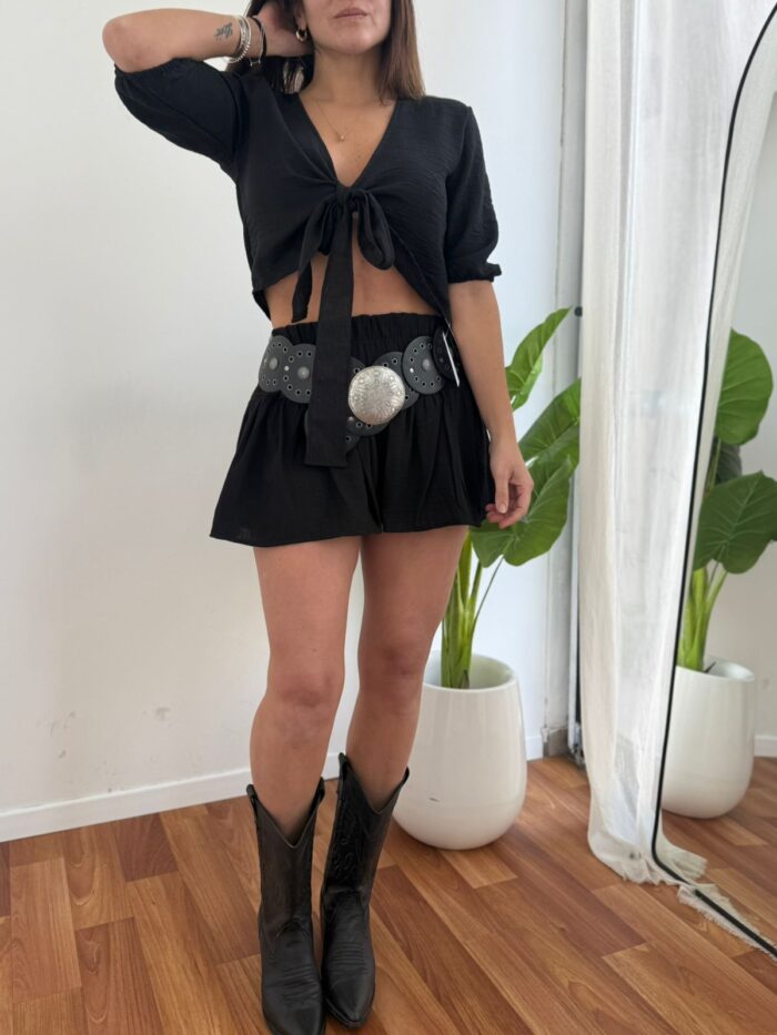 SHORT POLLERA OCEANIA